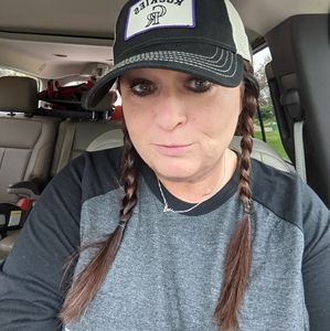 Meet your Posher, Nikole